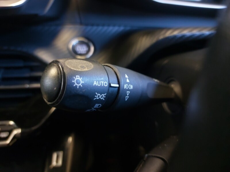 Used Peugeot 2008 2020 for sale - 78125921: Photo 15