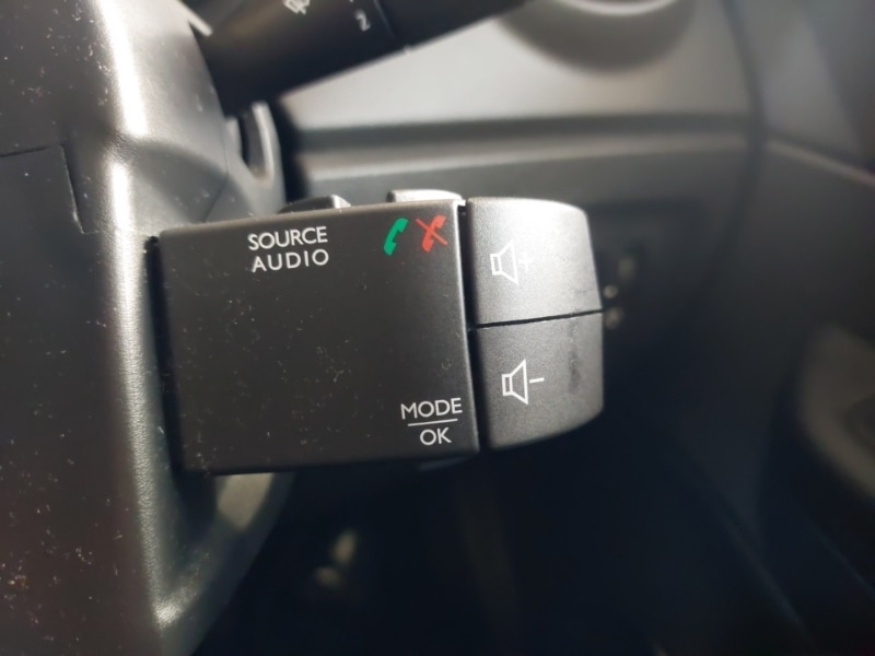 Used Renault Captur 2018 for sale - 77698563: Photo 15