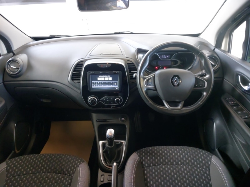 Used Renault Captur 2018 for sale - 77698563: Photo 2