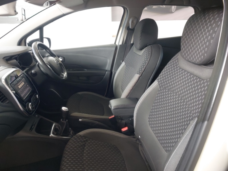 Used Renault Captur 2018 for sale - 77698563: Photo 5