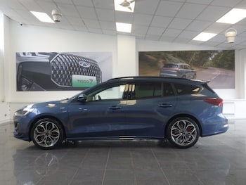 Used Ford Focus 2023 for sale - 78928346: Photo
