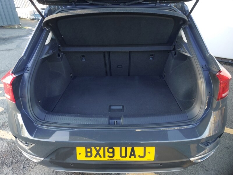 Used Volkswagen T-Roc 2019 for sale - 76589285: Photo 8