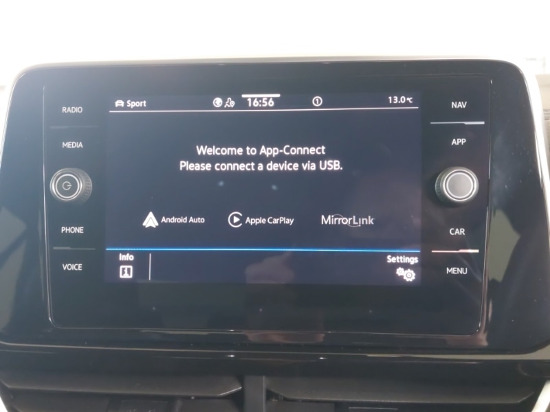 Used Volkswagen T-Roc 2023 for sale - 76174489: Photo 13