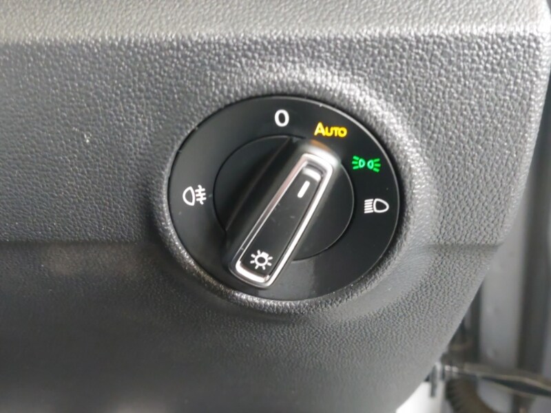 Used Volkswagen T-Roc 2023 for sale - 76174489: Photo 17