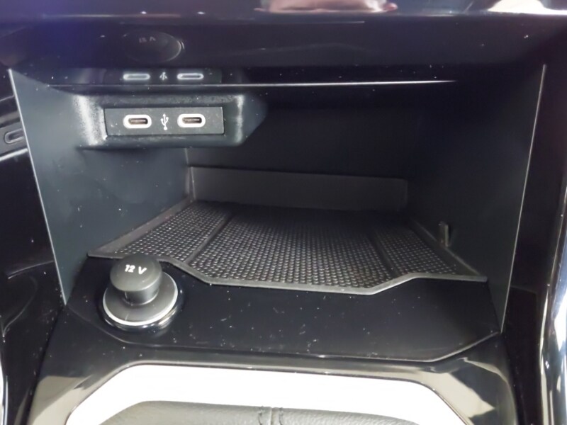 Used Volkswagen T-Roc 2023 for sale - 76174489: Photo 19