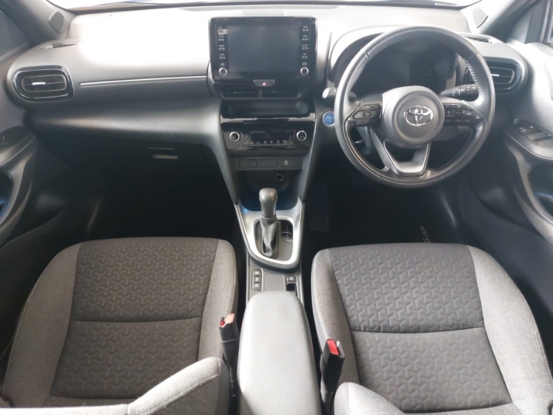 Used Toyota Yaris Cross 2023 for sale - 77418835: Photo 2