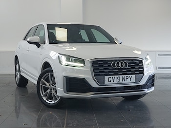 Audi - Q2