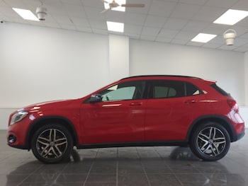 Used Mercedes-Benz GLA 2020 for sale - 76427190: Photo