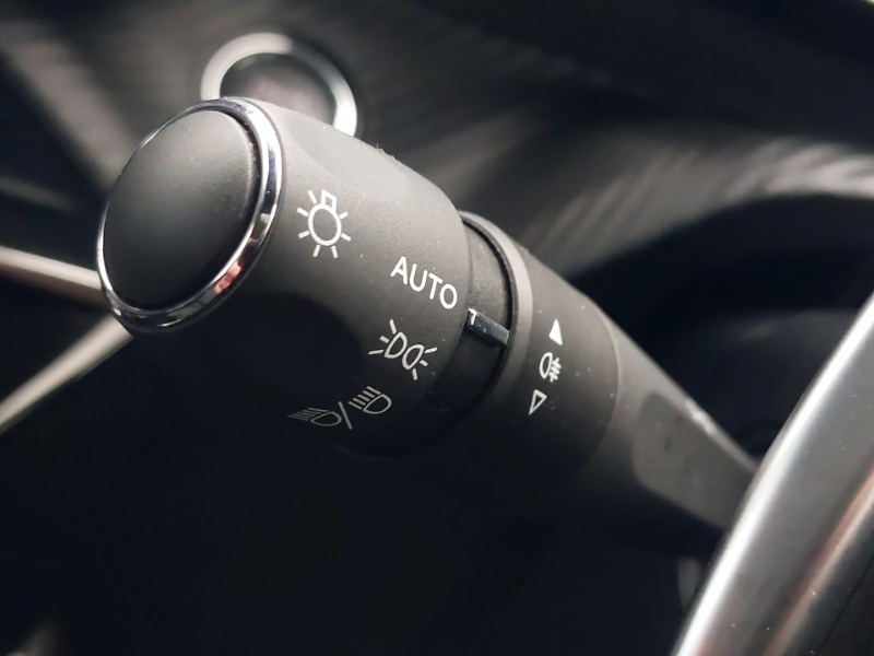 Used Peugeot 2008 2023 for sale - 76842617: Photo 17