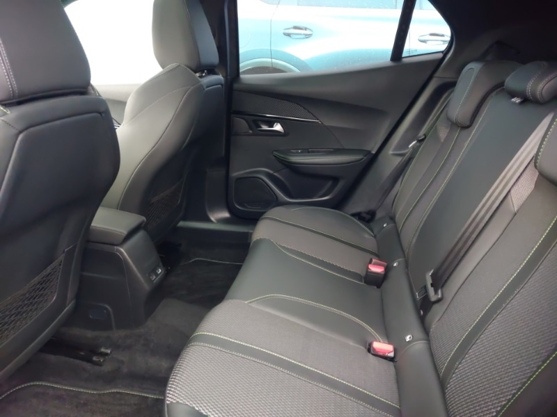 Used Peugeot 2008 2023 for sale - 76842617: Photo 6