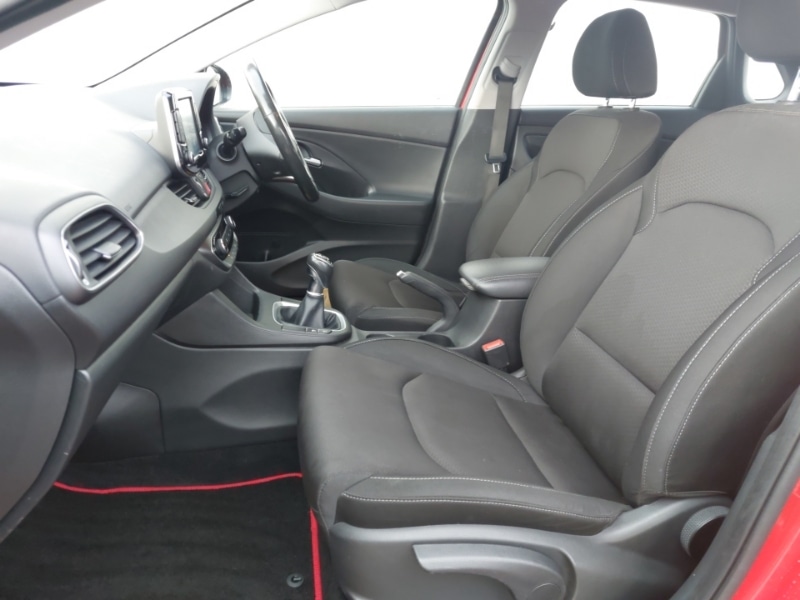 Used Hyundai i30 2018 for sale - 76901986: Photo 5