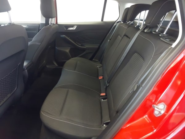 Used Ford Focus 2022 for sale - 76297995: Photo 6