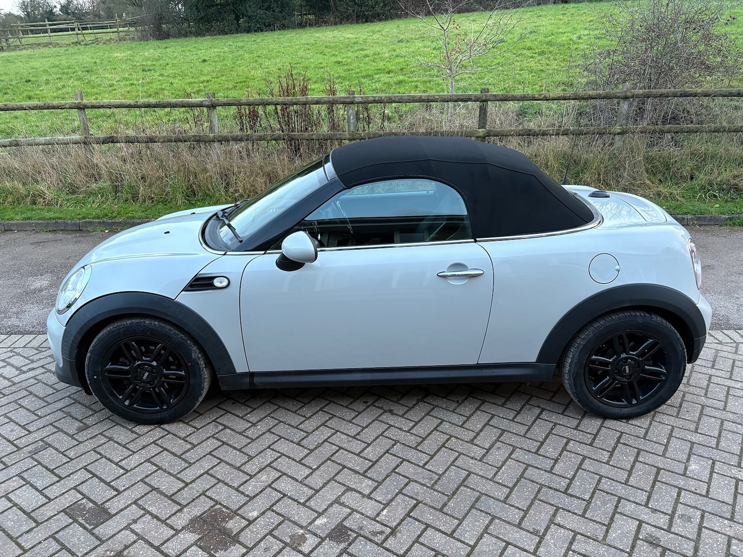 Used MINI Roadster 2012 for sale - 77264744: Photo 6