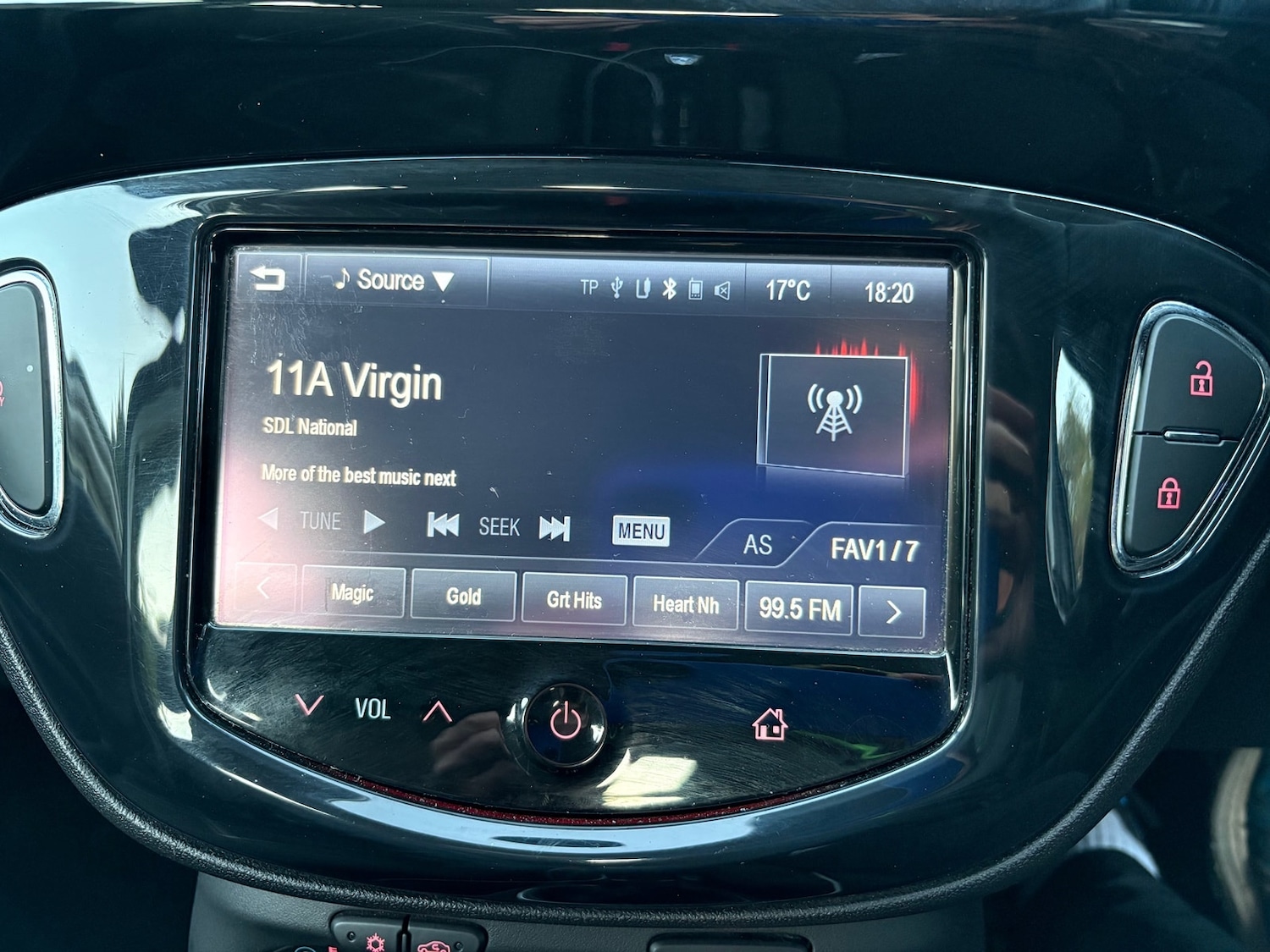 Used Vauxhall Corsa 2015 for sale - 76319260: Photo 10
