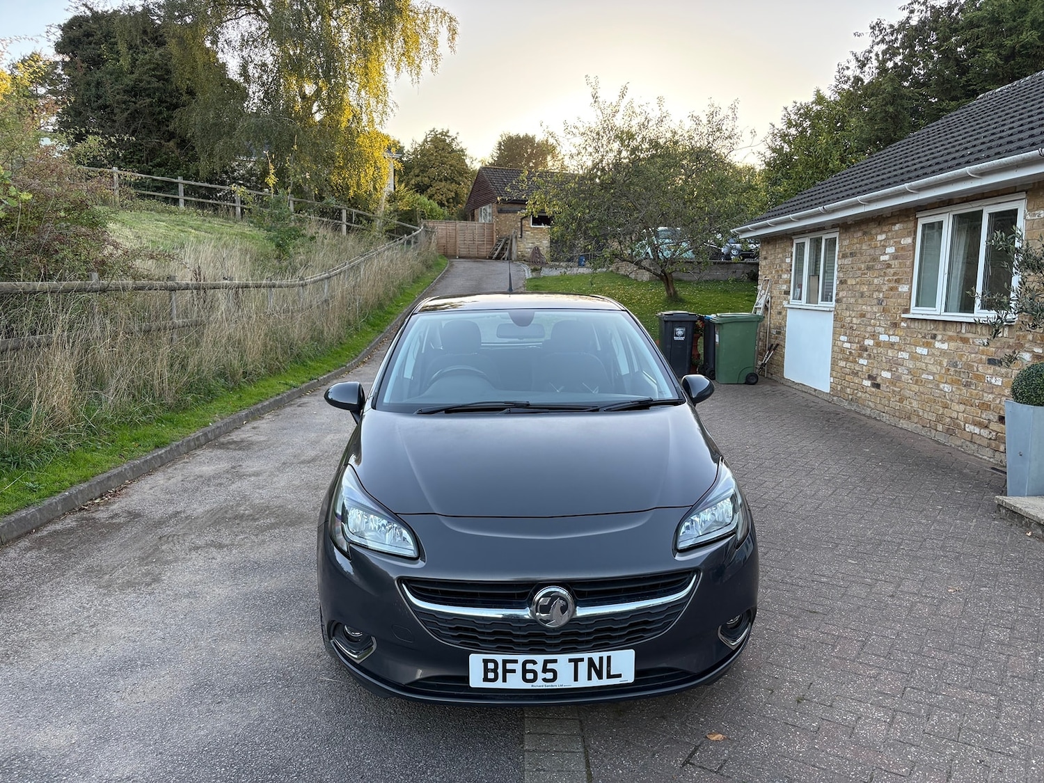Used Vauxhall Corsa 2015 for sale - 76319260: Photo 2