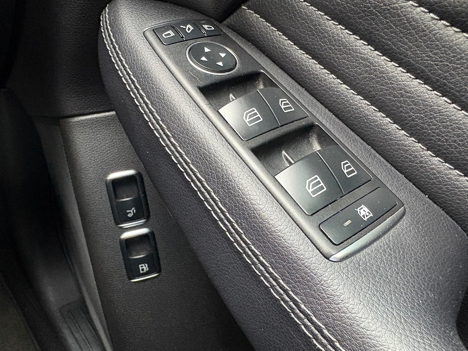 Used Mercedes-Benz GLE 2017 for sale - 76319267: Photo 18