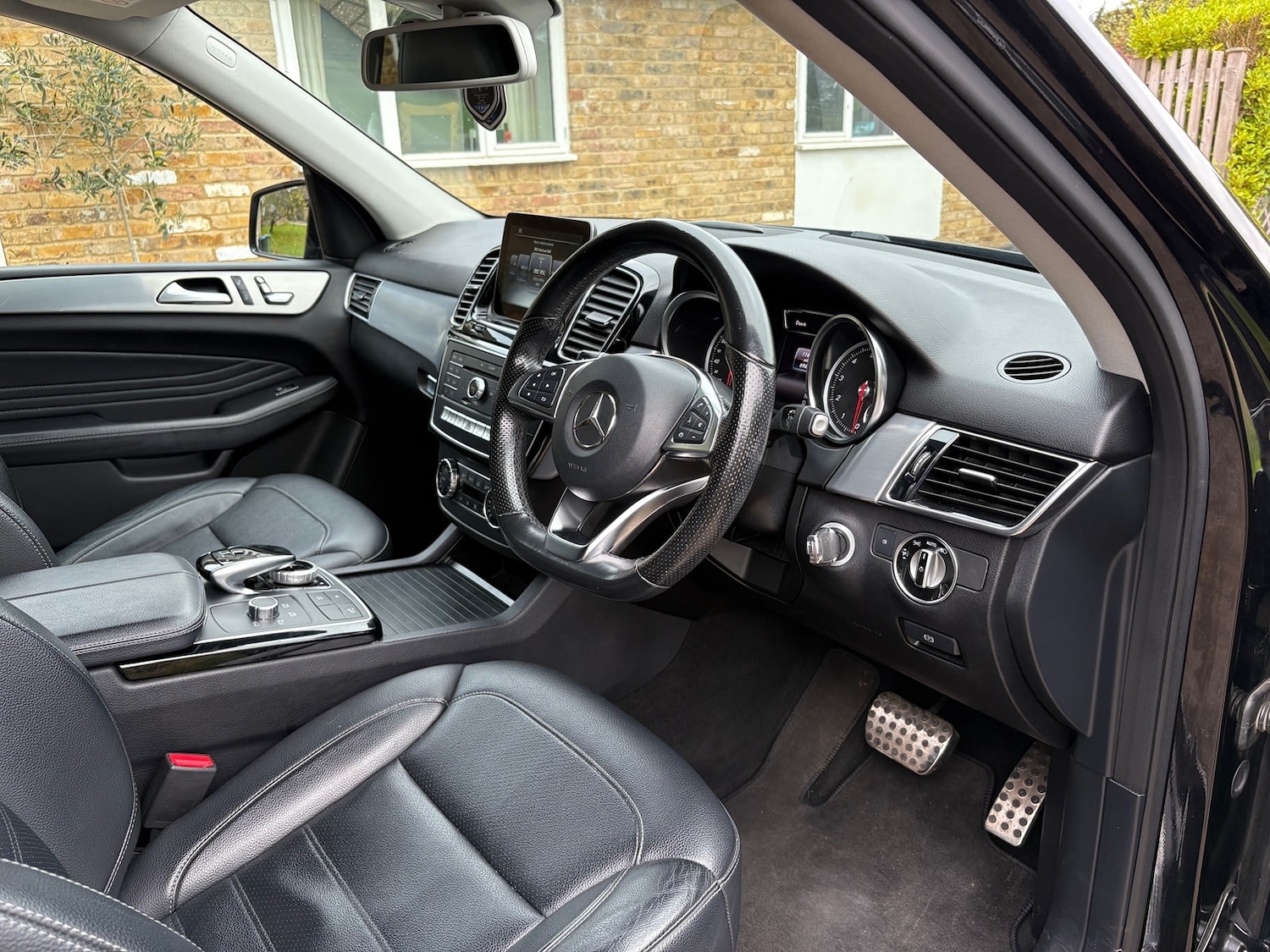 Used Mercedes-Benz GLE 2017 for sale - 76319267: Photo 8