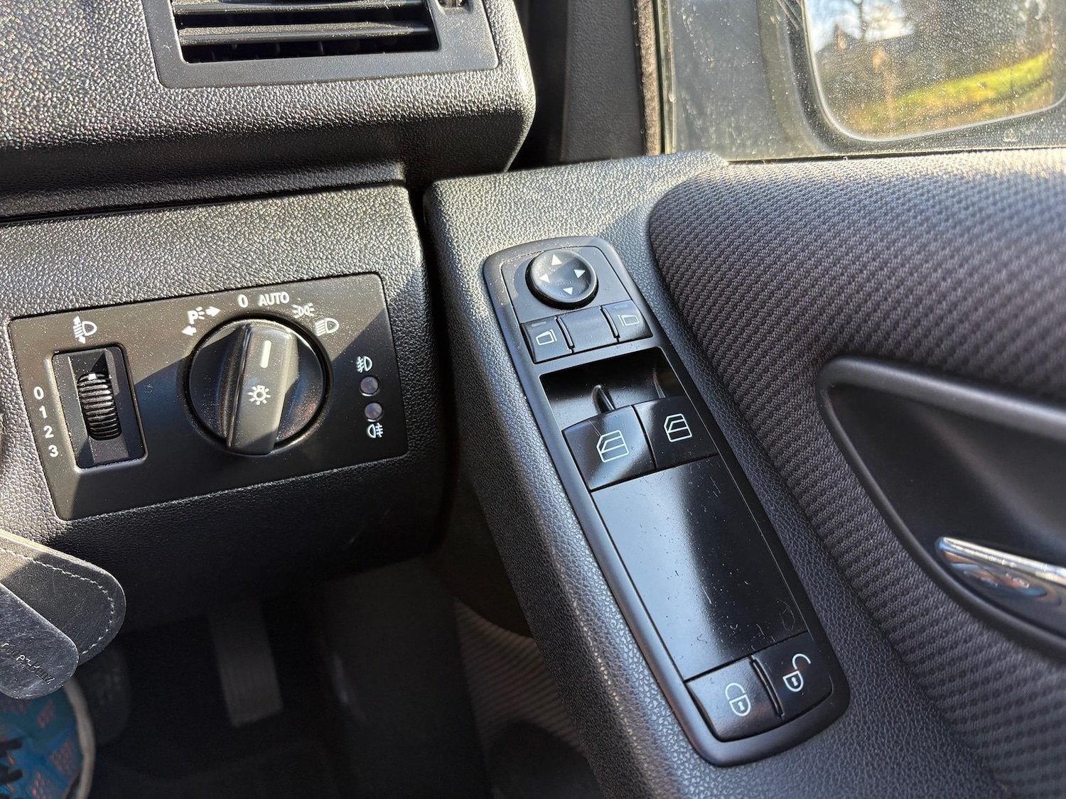 Used Mercedes-Benz A-Class 2010 for sale - 77392737: Photo 12