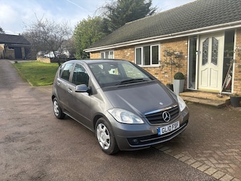 Used Mercedes-Benz A-Class 2010 for sale - 77392737: Photo