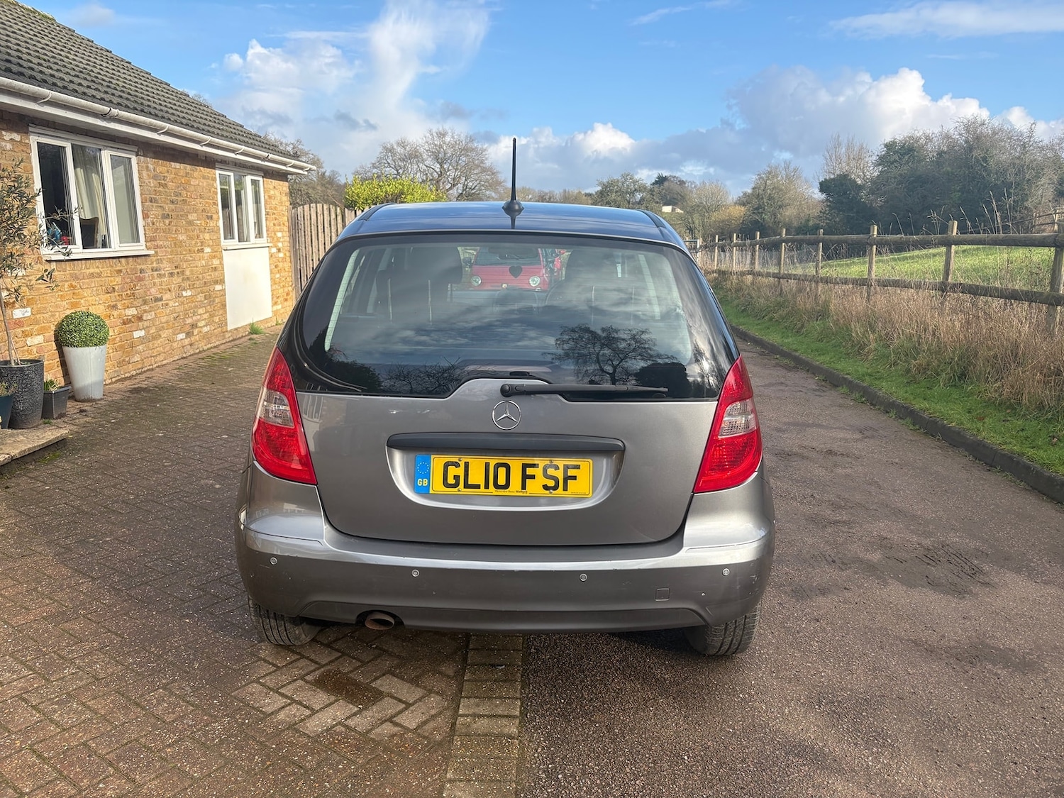 Used Mercedes-Benz A-Class 2010 for sale - 77392737: Photo 4