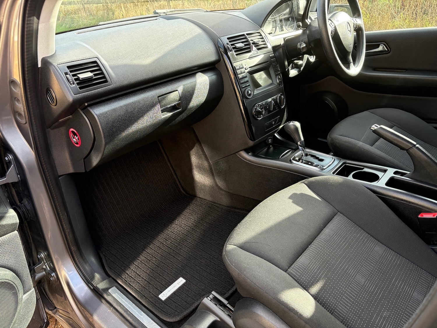 Used Mercedes-Benz A-Class 2010 for sale - 77392737: Photo 9