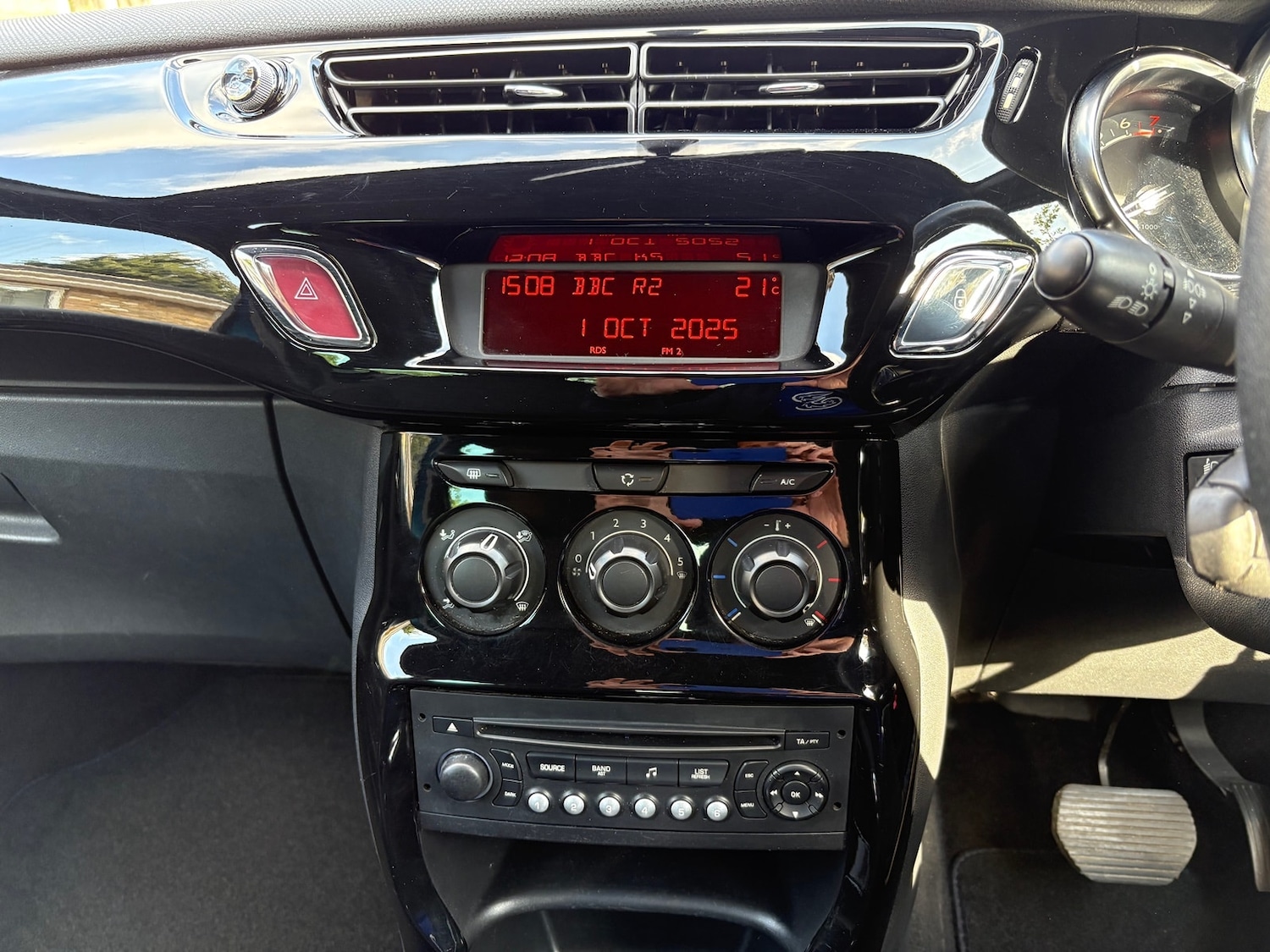 Used Citroen DS3 2011 for sale - 76134468: Photo 10