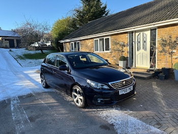 2019 - Allure 1.2L PureTech 130 S&S 5-Door