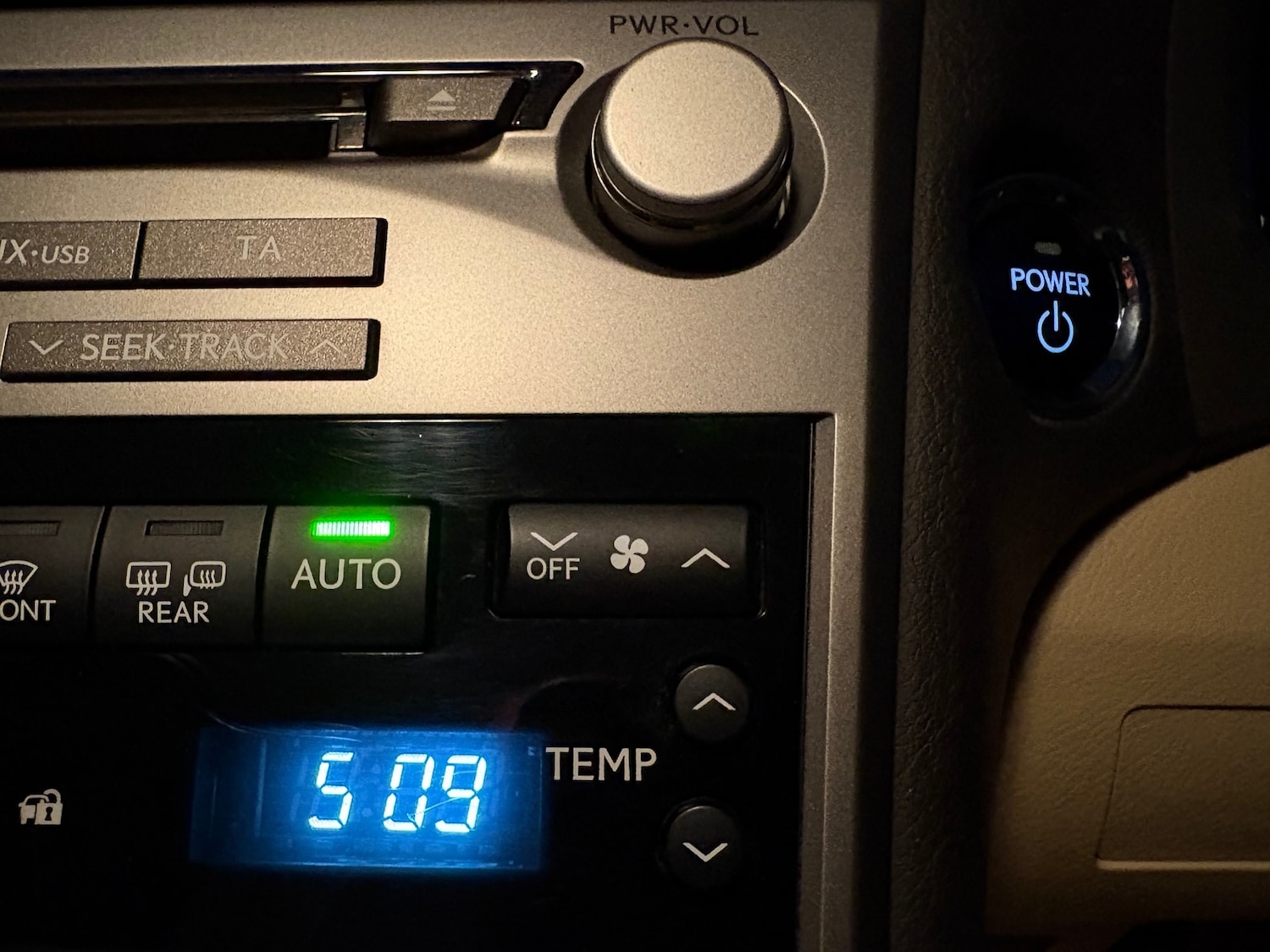 Used Lexus RX 2010 for sale - 76497697: Photo 22