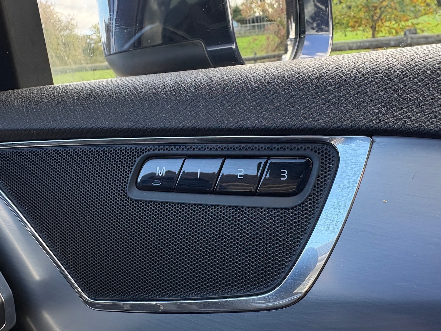 Used Volvo XC90 2015 for sale - 76369480: Photo 17