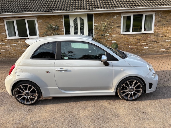 Used Abarth 595 2022 for sale - 76134467: Photo 2