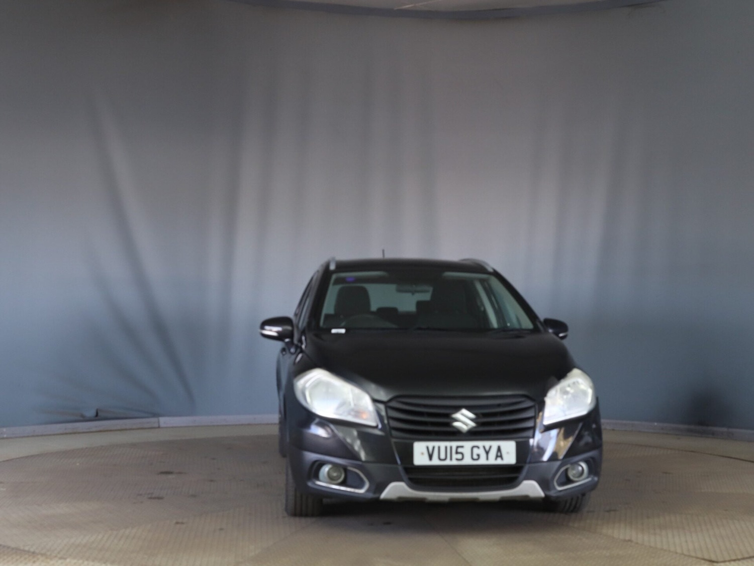 Used Suzuki SX4 S-Cross 2015 for sale - 77947187: Photo 2