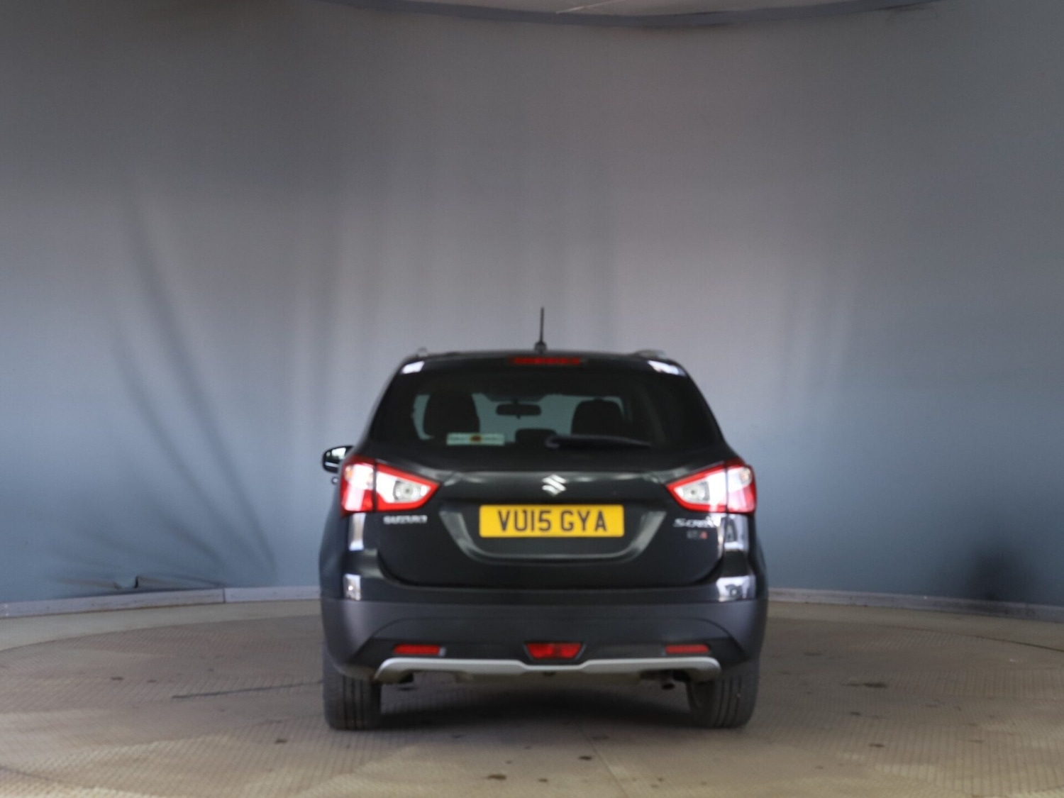 Used Suzuki SX4 S-Cross 2015 for sale - 77947187: Photo 4