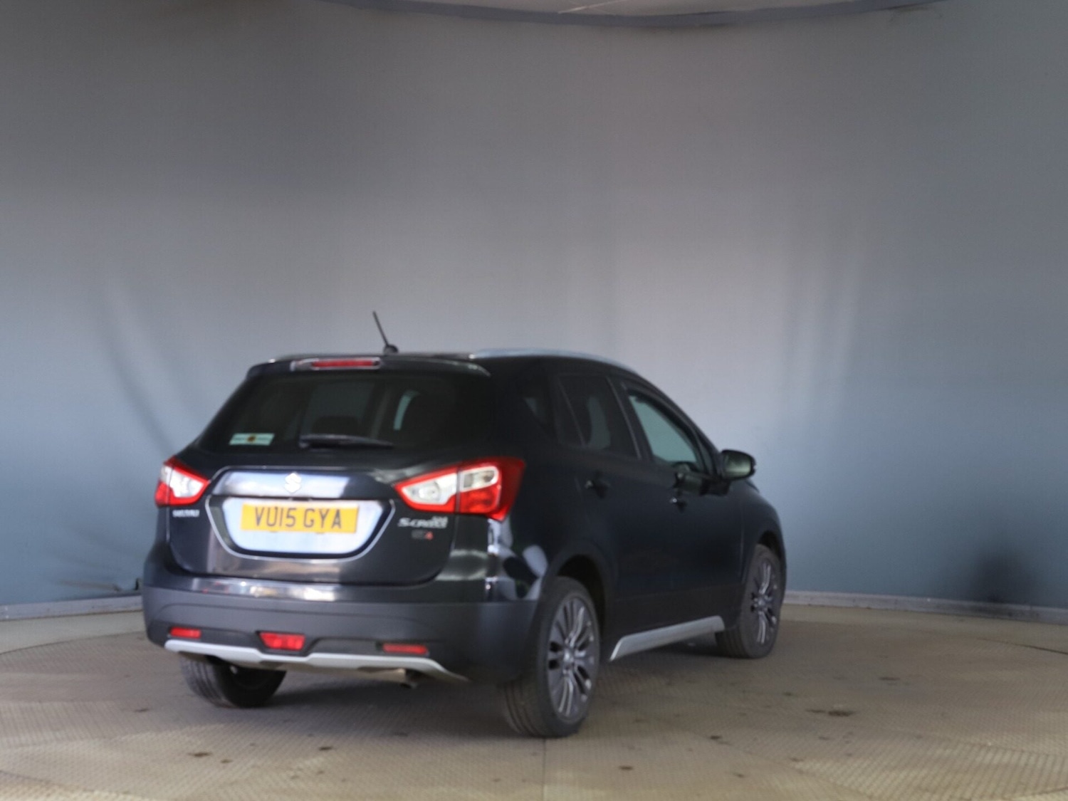 Used Suzuki SX4 S-Cross 2015 for sale - 77947187: Photo 6
