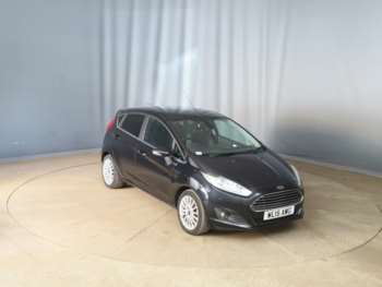2015 (15) - TITANIUM 5-Door