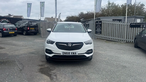 Used Vauxhall Grandland X 2018 for sale - 76207588: Photo 2