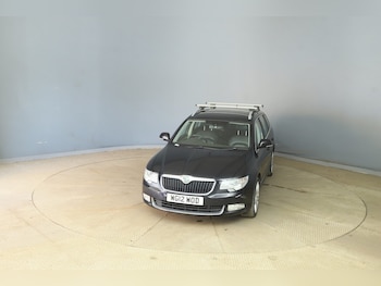 Used Skoda Superb 2012 for sale - 79218060: Photo