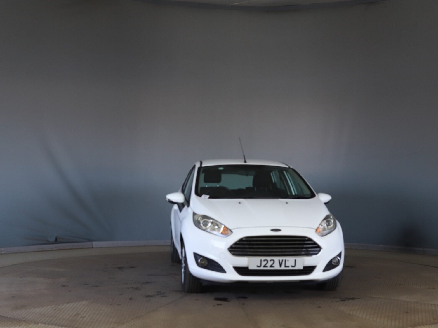 Used Ford Fiesta 2014 for sale - 77803301: Photo 2