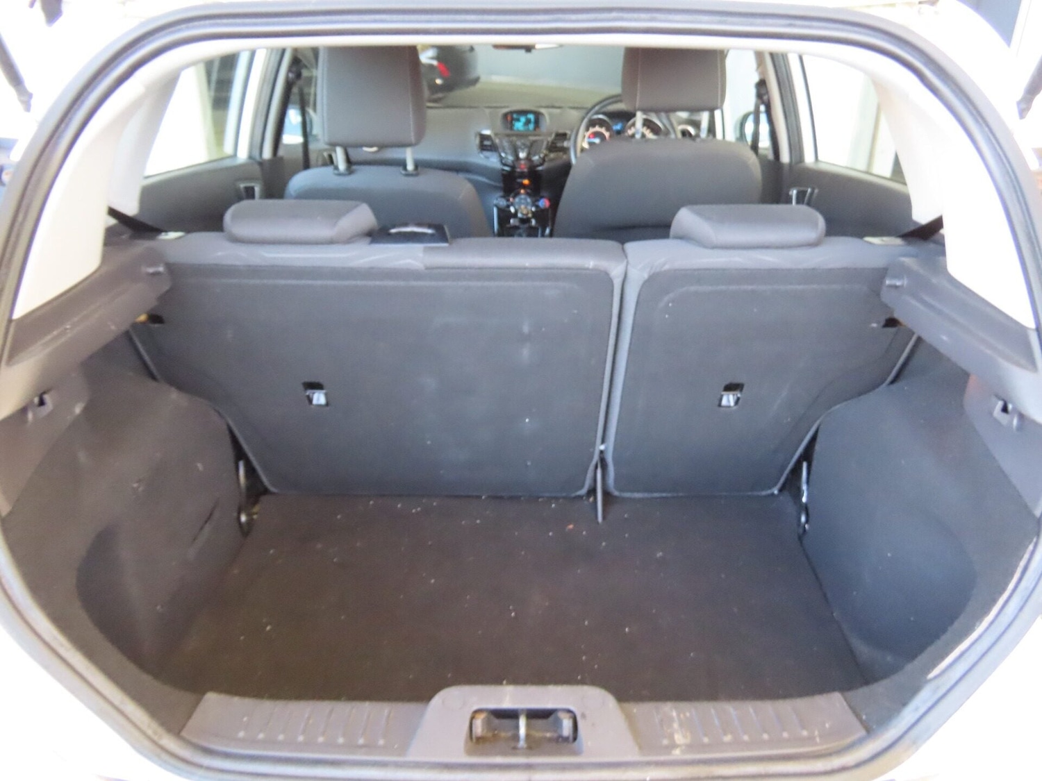 Used Ford Fiesta 2014 for sale - 77803301: Photo 9