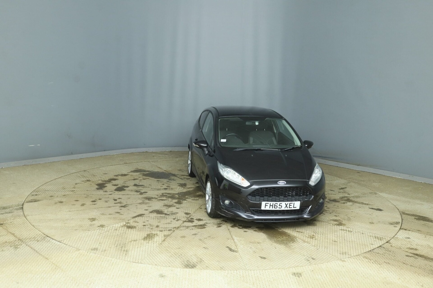 Used Ford Fiesta 2016 for sale - 77432723: Photo 2