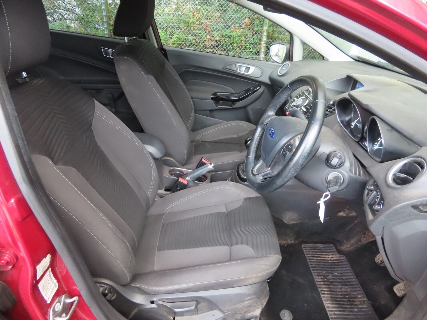 Used Ford Fiesta 2015 for sale - 76403342: Photo 7