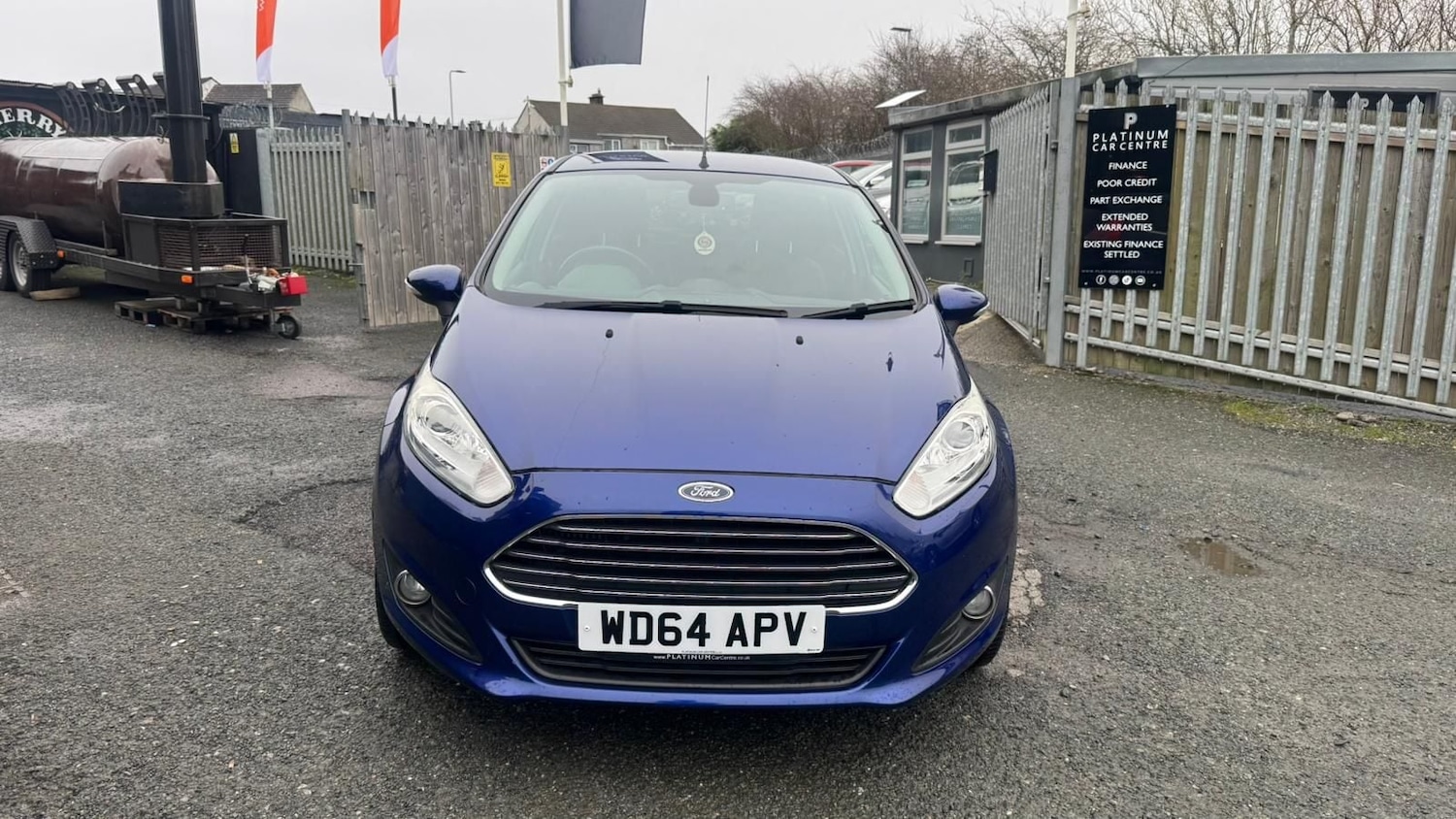 Used Ford Fiesta 2015 for sale - 77268656: Photo 2