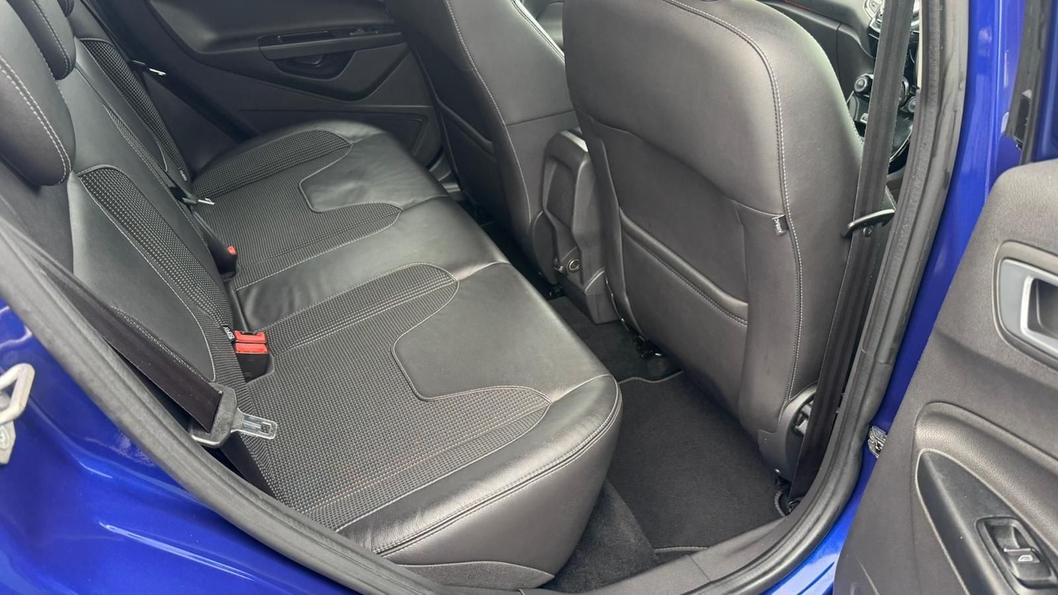 Used Ford Fiesta 2015 for sale - 77268656: Photo 8