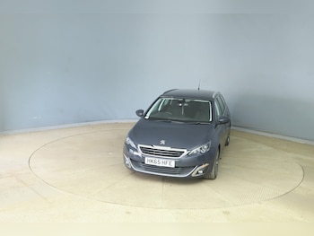 Used Peugeot 308 2015 for sale - 78642172: Photo