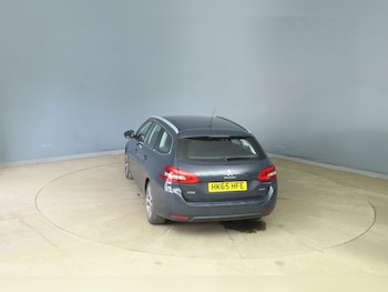 Used Peugeot 308 2015 for sale - 78642172: Photo