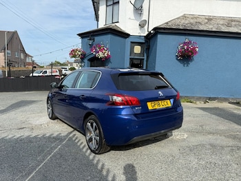 Used Peugeot 308 2018 for sale - 76205813: Photo