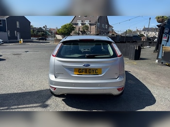 Used Ford Focus 2011 for sale - 78343574: Photo