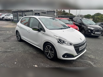 Used Peugeot 208 2016 for sale - 77024143: Photo