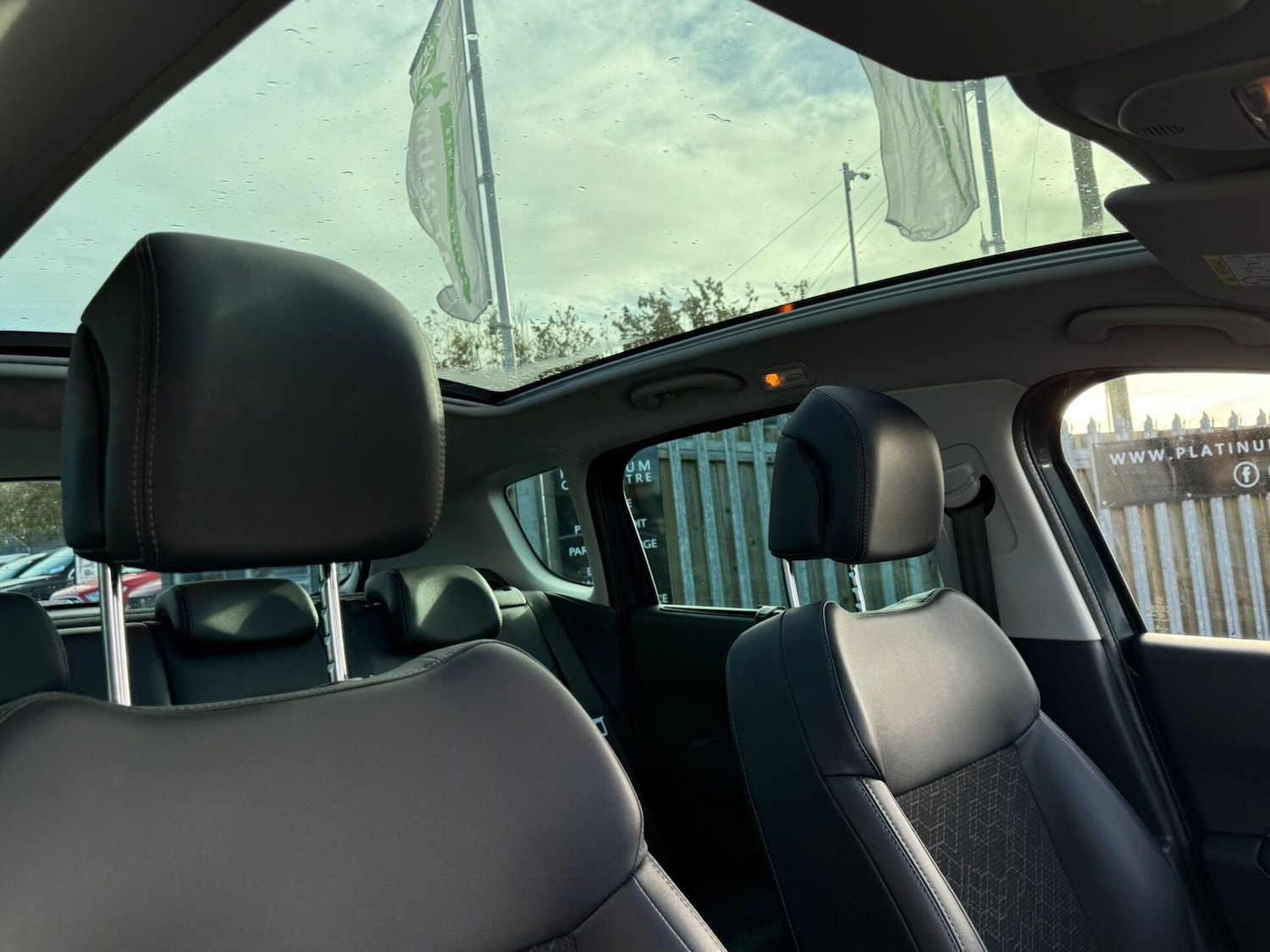 Used Peugeot 3008 2015 for sale - 76343799: Photo 11