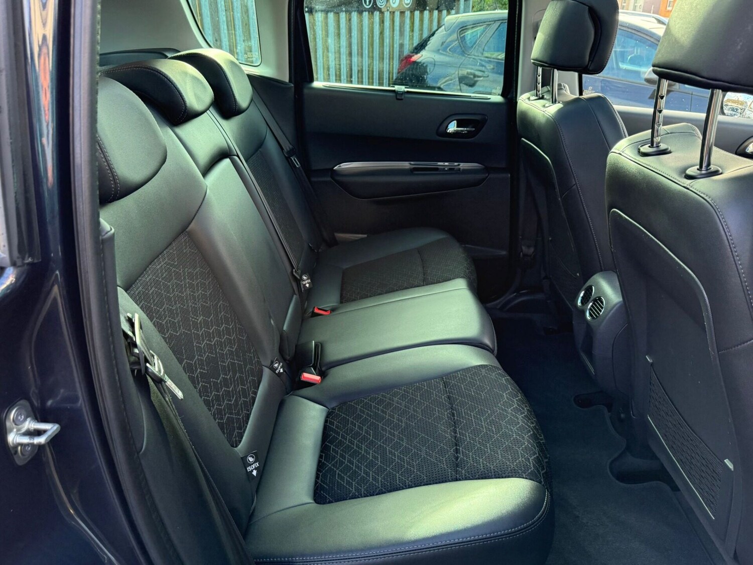 Used Peugeot 3008 2015 for sale - 76343799: Photo 13