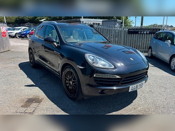 Used Porsche Cayenne 2012 for sale - 79126059: Photo